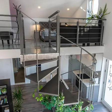 Lägenhet Rooftop Penthouse - Private Hottub & Duplex Whirlpool