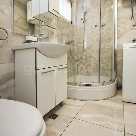 Daire Rooftop Penthouse - Private Hottub & Duplex Whirlpool *